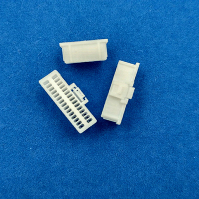 1.0mm Pitch Wire To Board Connector Housing tương đương với Molex 501189 với liên lạc đồng PA66